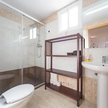 2 Bedroom Amazing In Oropesa del Mar