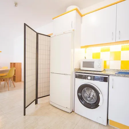 Apartment 2 Bedroom Amazing In *