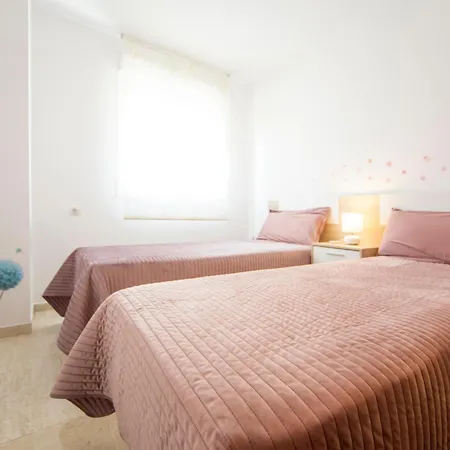 2 Bedroom Amazing In Lejlighed Oropesa del Mar